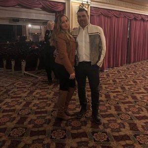 Meet your Posher, Edgar miguel